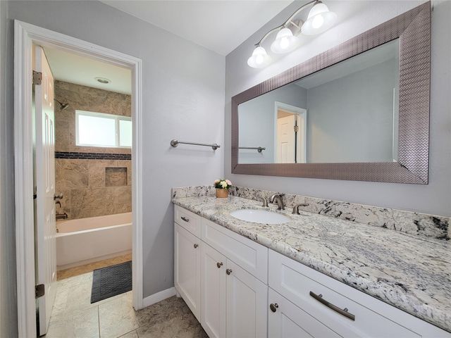 11811 Poplar Creek Drive, Houston, TX 77077