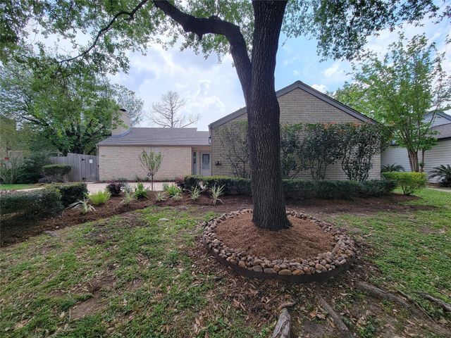 11811 Poplar Creek Drive, Houston, TX 77077