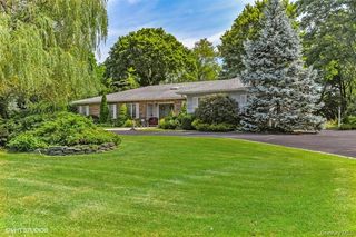 23 Hill House Lane, Glen Head, NY 11545