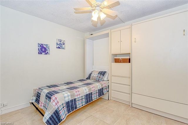 1300 Gulf Shore BLVD N 104, Naples, FL 34102