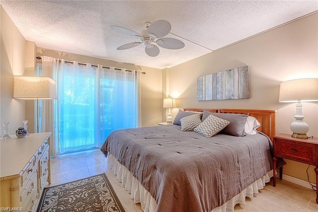 1300 Gulf Shore BLVD N 104, Naples, FL 34102