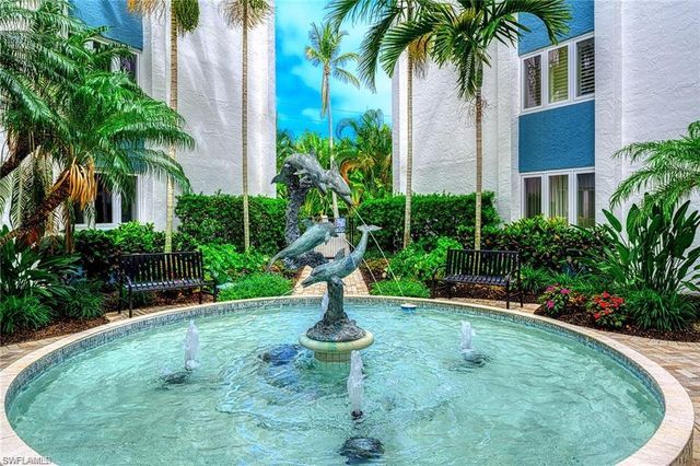 1300 Gulf Shore BLVD N 104, Naples, FL 34102