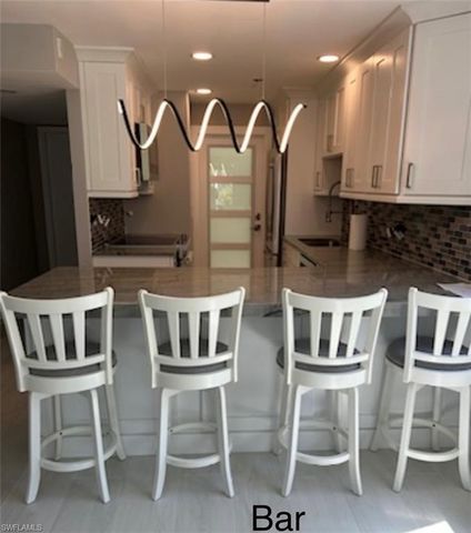 1300 Gulf Shore BLVD N 104, Naples, FL 34102