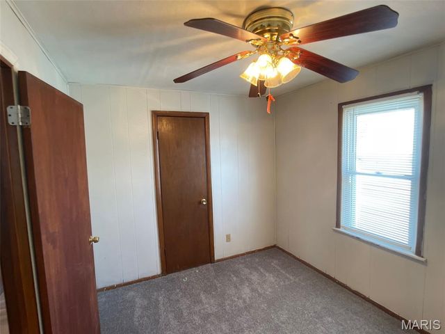 9571 Pagewood Avenue, Overland, MO 63114