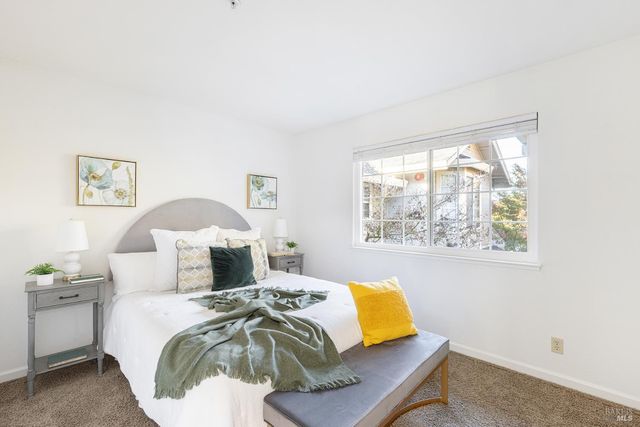 71 Valley Club Cir, Napa, CA 94558