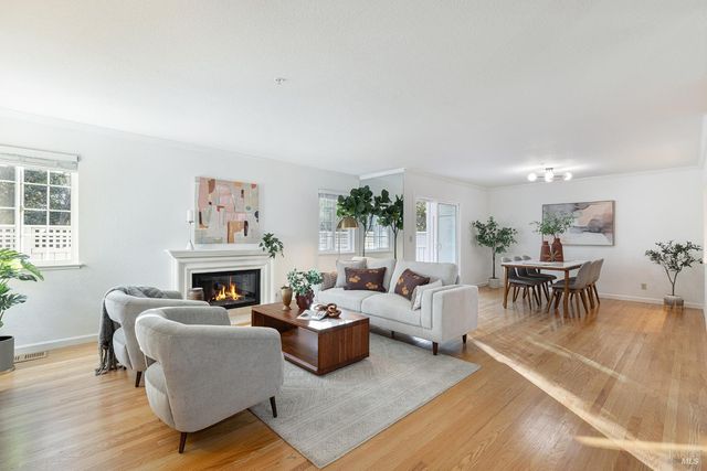 71 Valley Club Cir, Napa, CA 94558