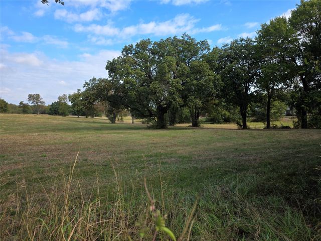 3830 County Road 4040, Whitewright, TX 75491