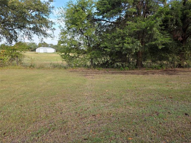 3830 County Road 4040, Whitewright, TX 75491