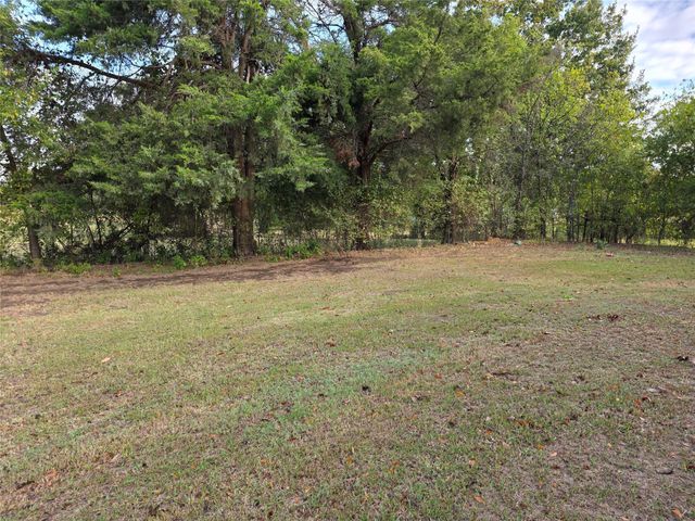 3830 County Road 4040, Whitewright, TX 75491