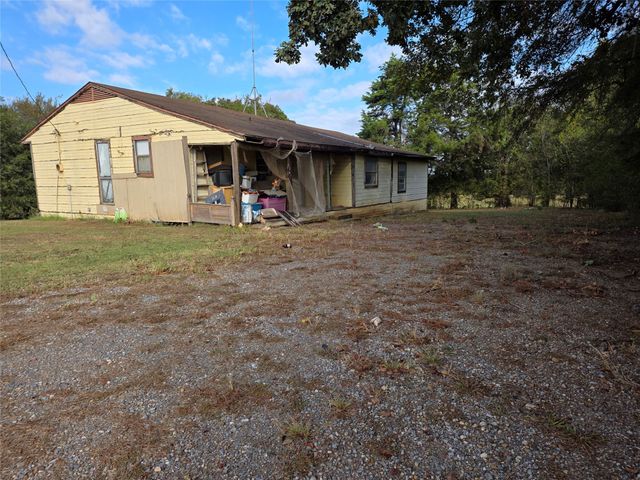 3830 County Road 4040, Whitewright, TX 75491