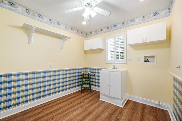 1221 Norway Avenue, Huntington, WV 25705