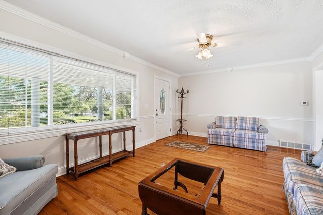 1221 Norway Avenue, Huntington, WV 25705