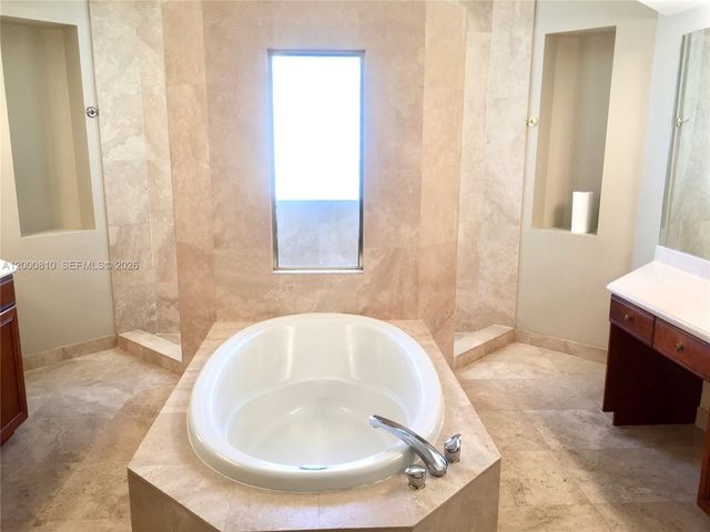 7477 NW 114th Ter 7477, Parkland, FL 33076
