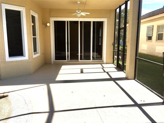 7477 NW 114th Ter 7477, Parkland, FL 33076