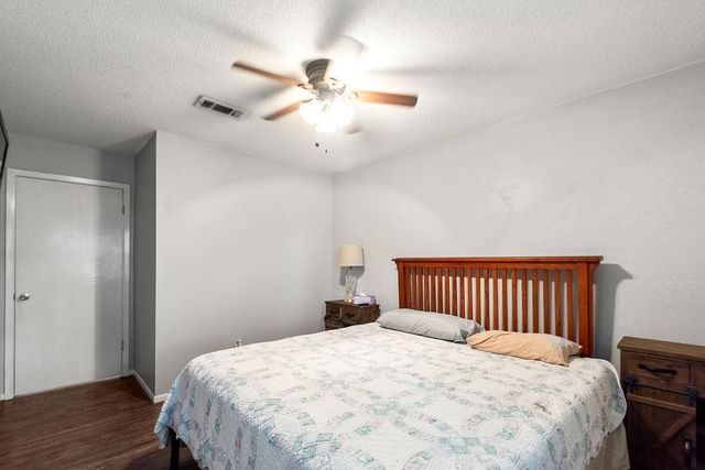 2718 Lufkin Lane, Deer Park, TX 77536