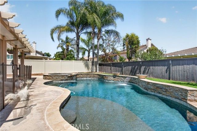 37920 Orlana Court, Murrieta, CA 92563