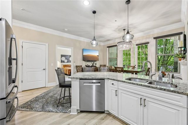 3621 Vinings Slope SE 2223, Atlanta, GA 30339