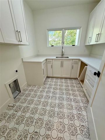 4524 Mystic Drive, Sandy Springs, GA 30342