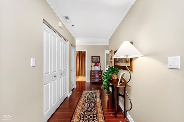 110 E Washington Street 13A, Indianapolis, IN 46204