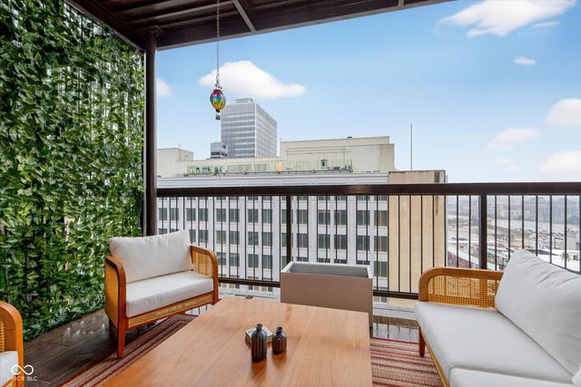 110 E Washington Street 13A, Indianapolis, IN 46204