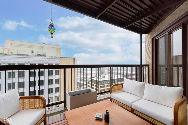 110 E Washington Street 13A, Indianapolis, IN 46204