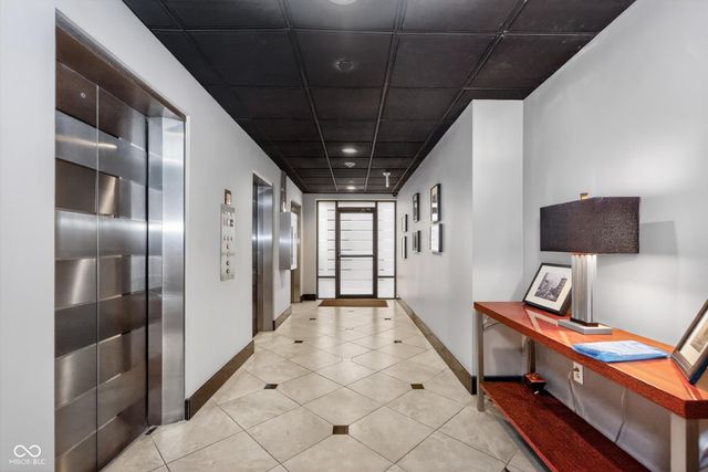 110 E Washington Street 13A, Indianapolis, IN 46204