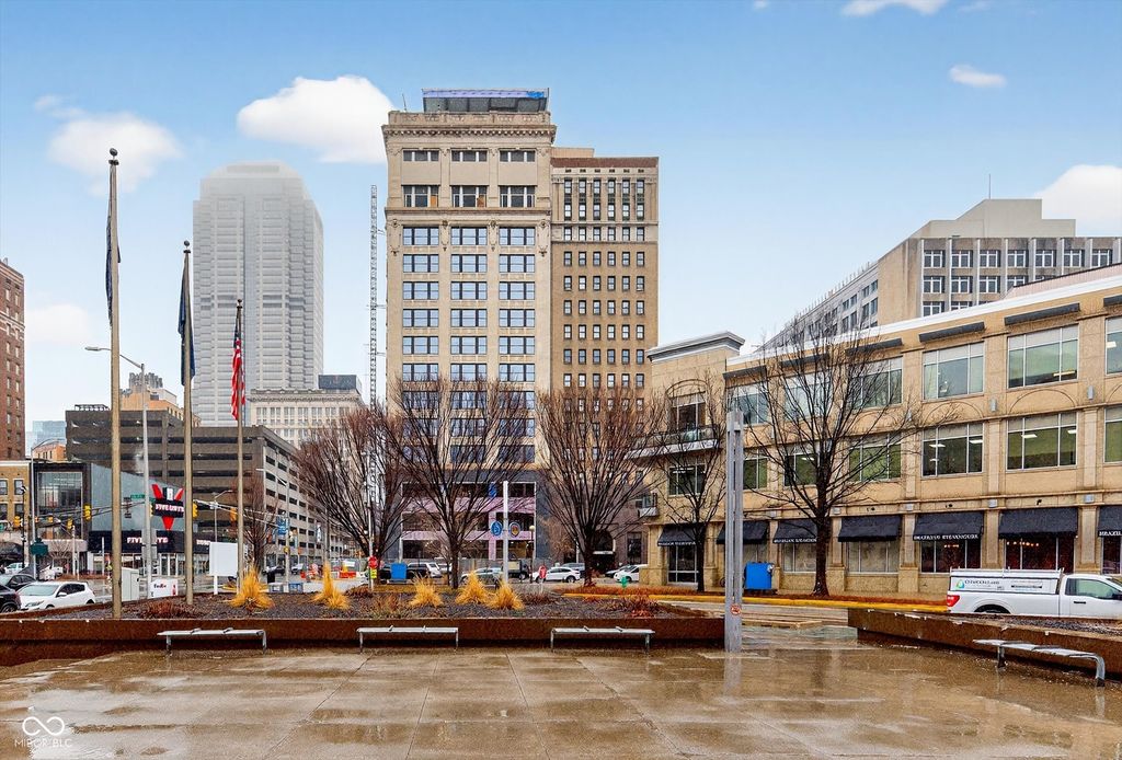 110 E Washington Street 13A, Indianapolis, IN 46204