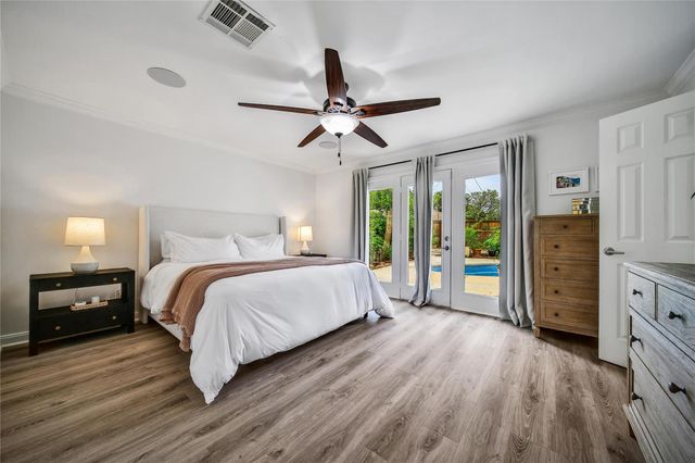 963 Thornton Road, Houston, TX 77018