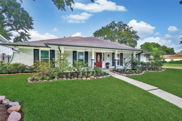 963 Thornton Road, Houston, TX 77018