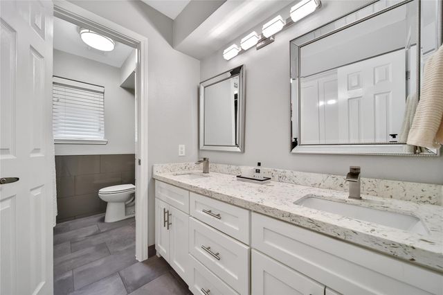 963 Thornton Road, Houston, TX 77018