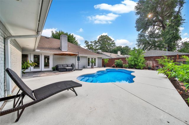 963 Thornton Road, Houston, TX 77018