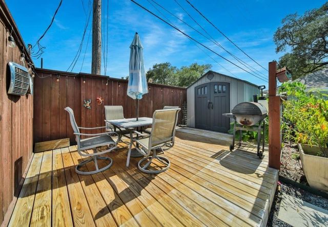 963 Thornton Road, Houston, TX 77018