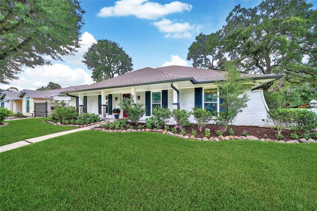 963 Thornton Road, Houston, TX 77018