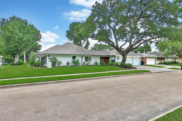 963 Thornton Road, Houston, TX 77018