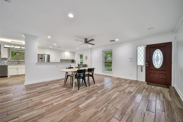 963 Thornton Road, Houston, TX 77018