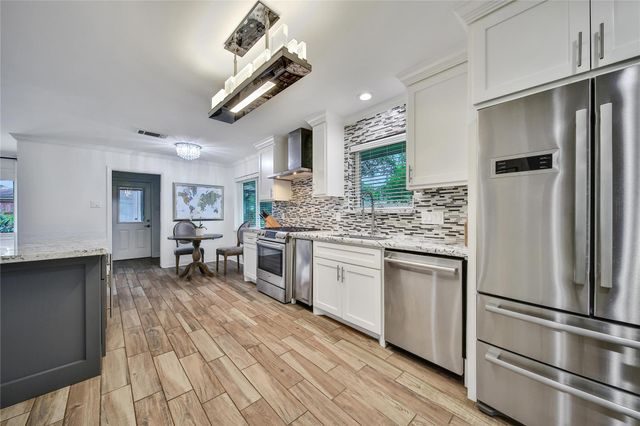 963 Thornton Road, Houston, TX 77018