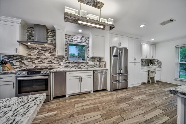 963 Thornton Road, Houston, TX 77018