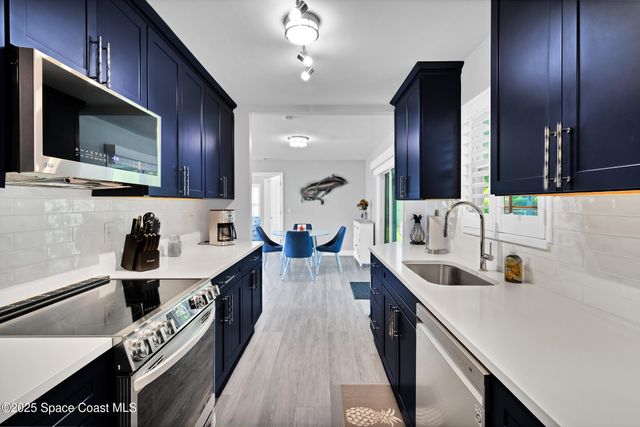 226 Dickens Avenue, Sebastian, FL 32958