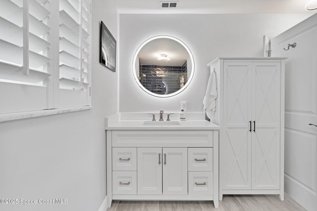 226 Dickens Avenue, Sebastian, FL 32958