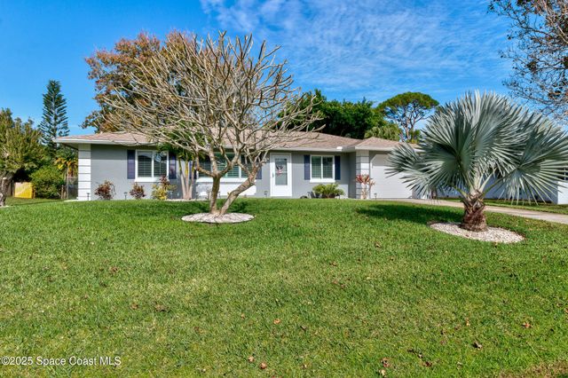 226 Dickens Avenue, Sebastian, FL 32958