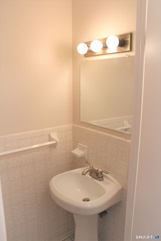 522 Blackstone Village 522, Meriden, CT 06450