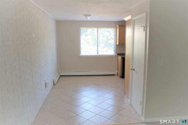 522 Blackstone Village 522, Meriden, CT 06450