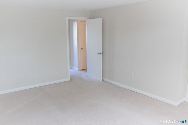 522 Blackstone Village 522, Meriden, CT 06450