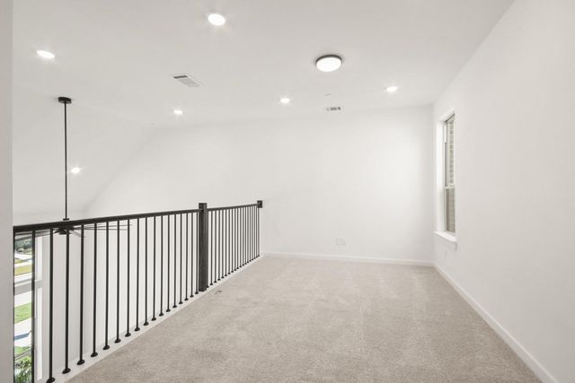 329 Fields Lane, Montgomery, TX 77316