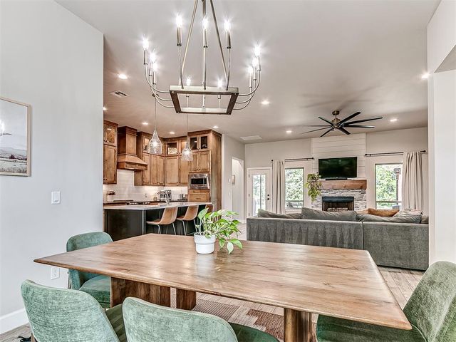 25380 Peridot Place, Cashion, OK 73016