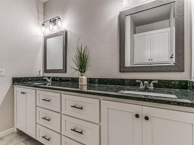 25380 Peridot Place, Cashion, OK 73016