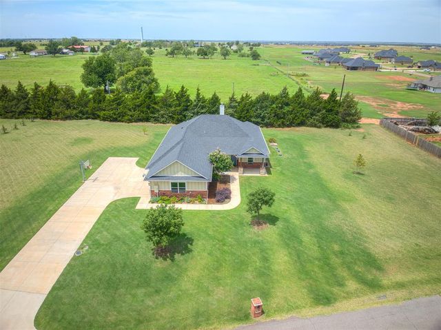 25380 Peridot Place, Cashion, OK 73016