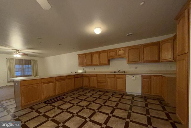 756 LARGO DR, Hagerstown, MD 21740