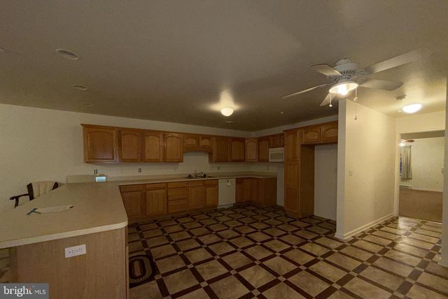 756 LARGO DR, Hagerstown, MD 21740