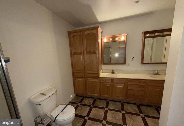 756 LARGO DR, Hagerstown, MD 21740